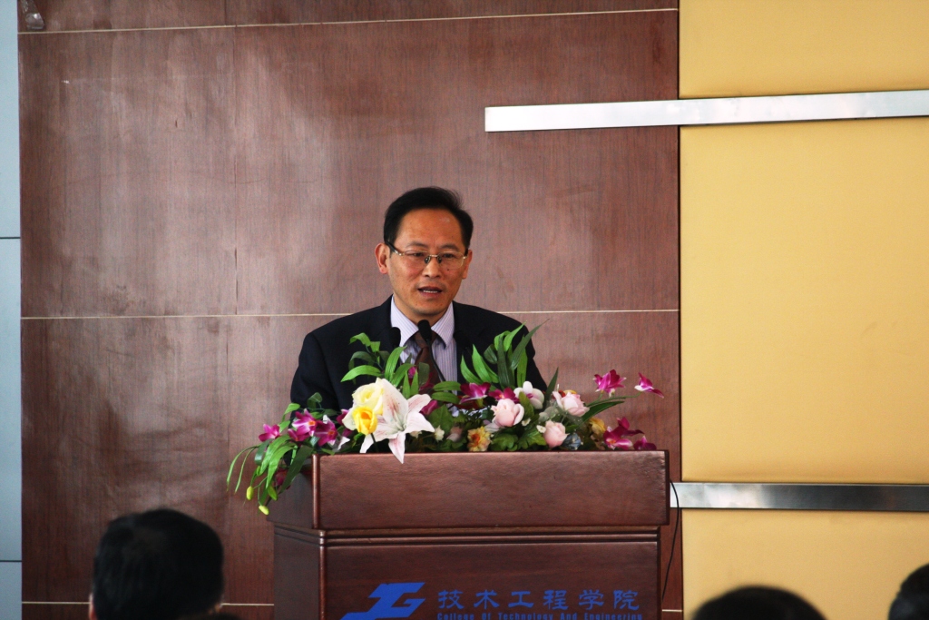 省委思想政治考核评估领导小组对我院思想政治工作进行考核评估