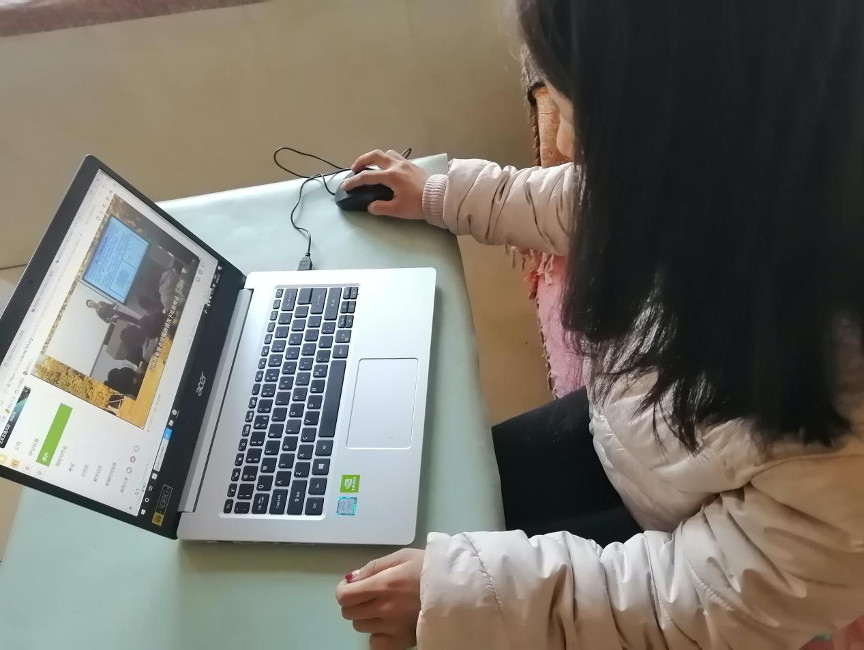 电气与电子工程学院 张玲梅.jpg