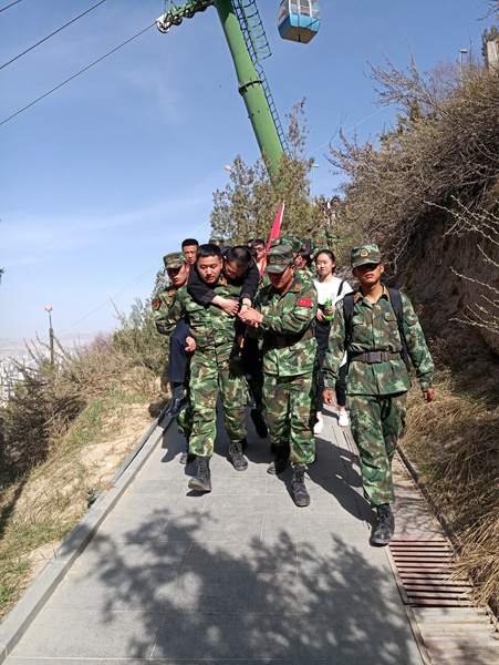 国旗护卫队照片P80401-161020 (1).jpg 国旗护卫队照片P80401-161020 (1).jpg